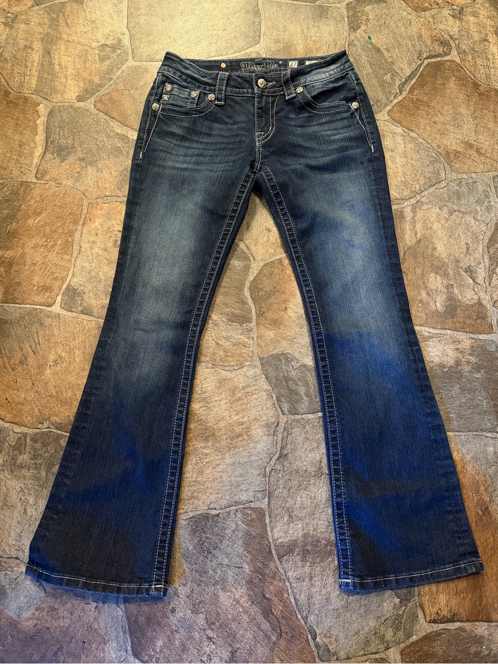 Miss Me Women’s Signature Low Bootcut Super Stretch Denim Jeans(27x30)